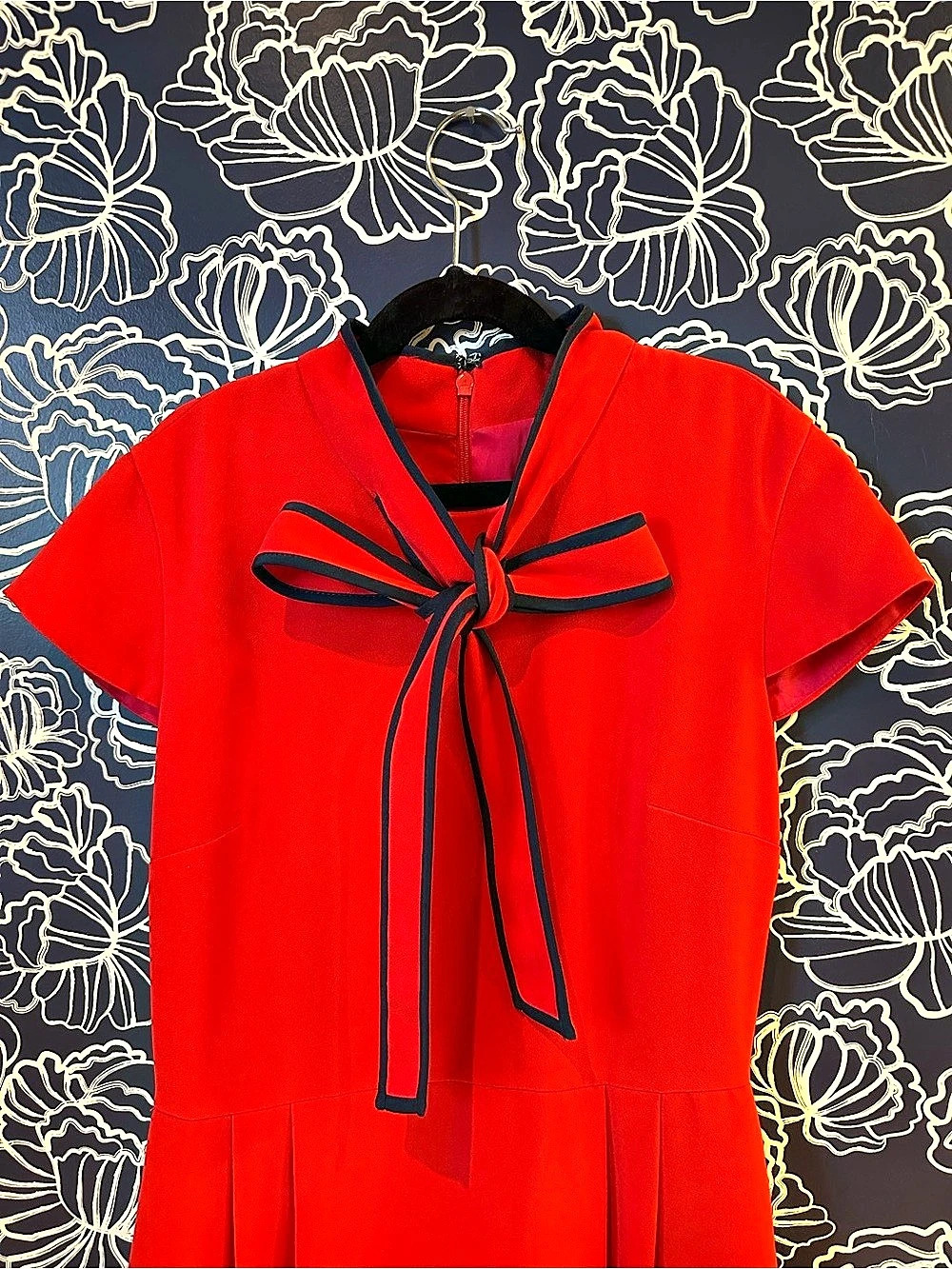 Beautiful J.Crew Tie-Neck Dress Size 0